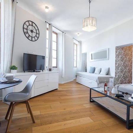 Appartamento Gorgeous 1 Bdr With Gardens View In The Old Town Nizza Esterno foto