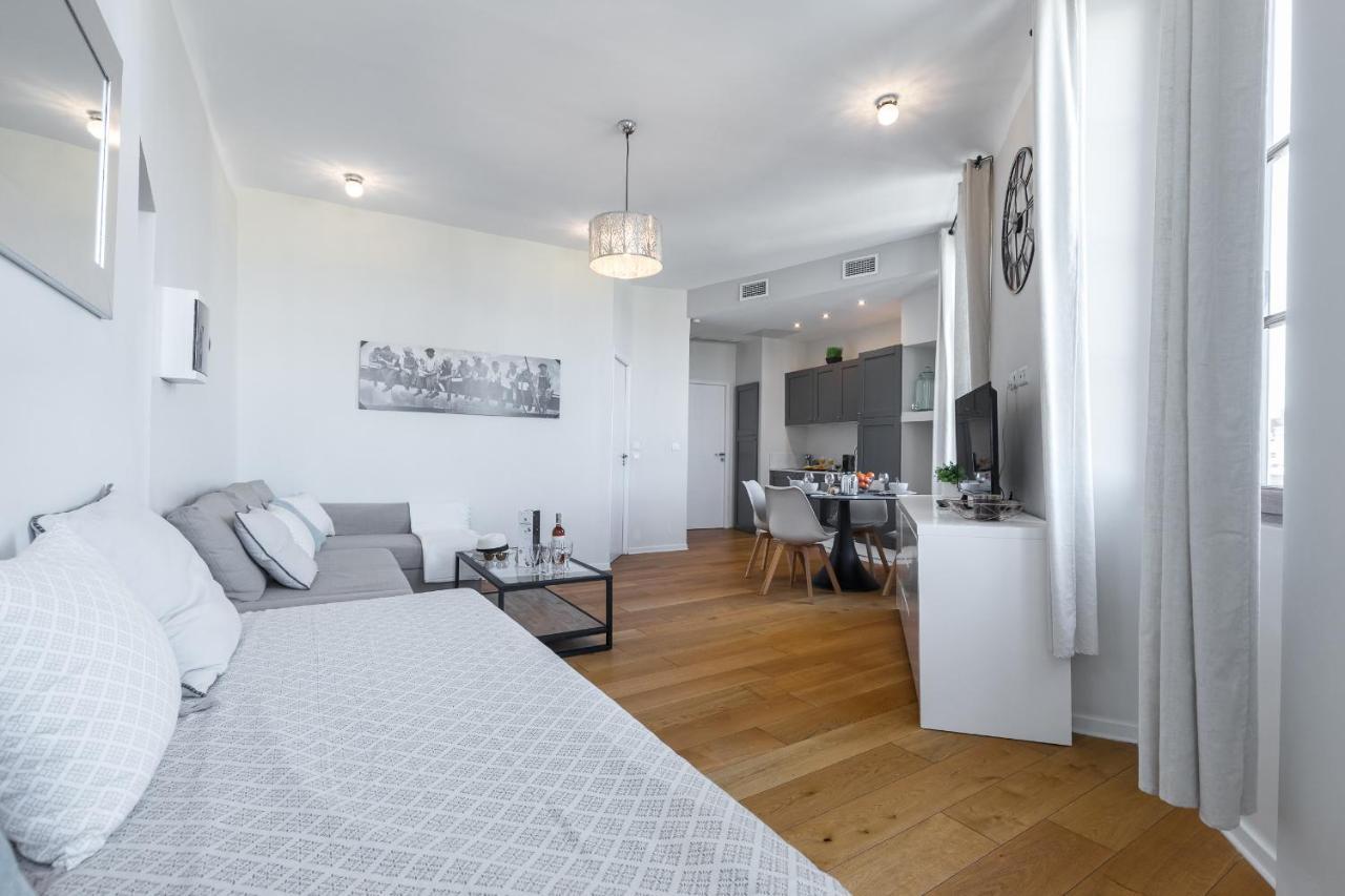 Appartamento Gorgeous 1 Bdr With Gardens View In The Old Town Nizza Esterno foto
