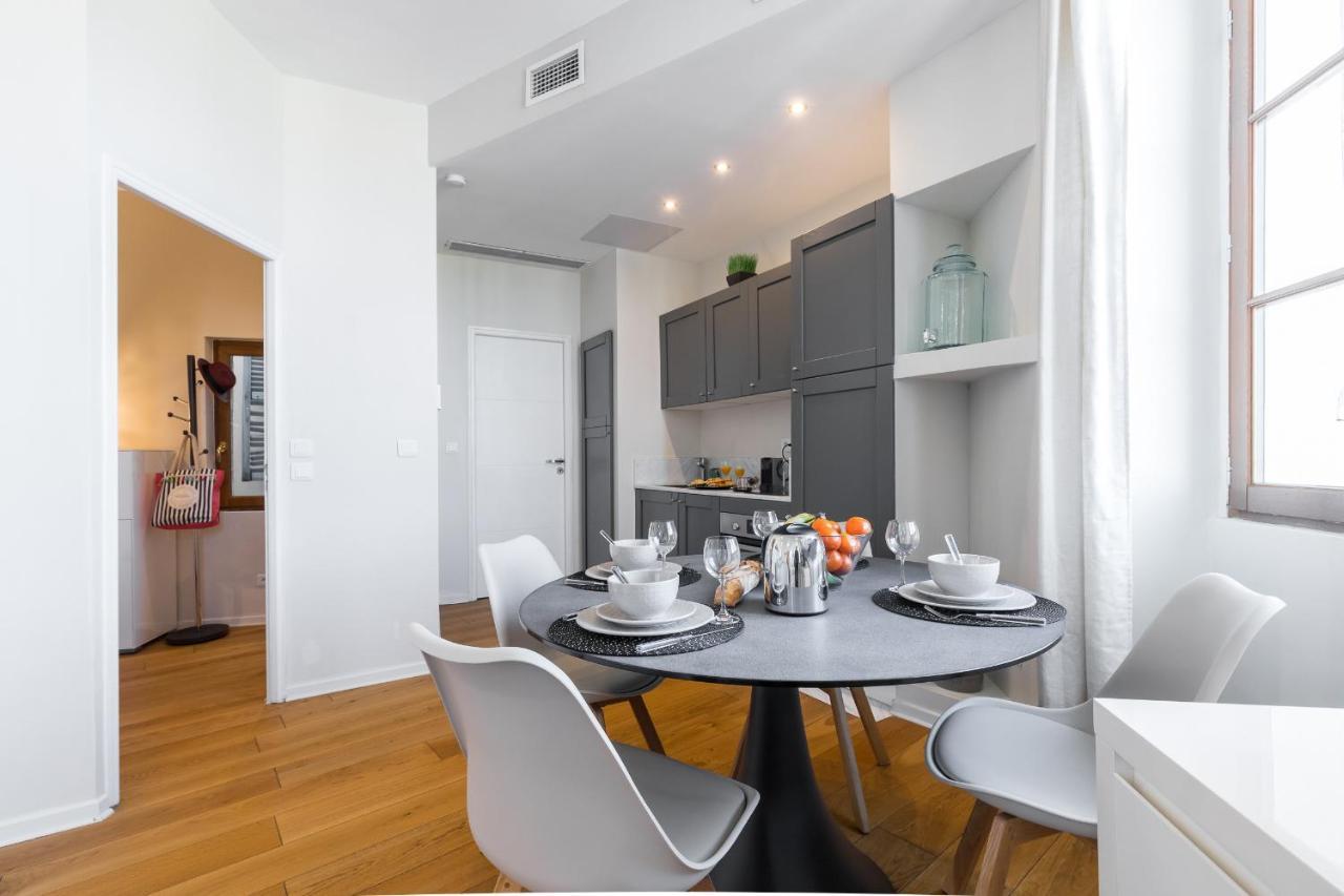 Appartamento Gorgeous 1 Bdr With Gardens View In The Old Town Nizza Esterno foto
