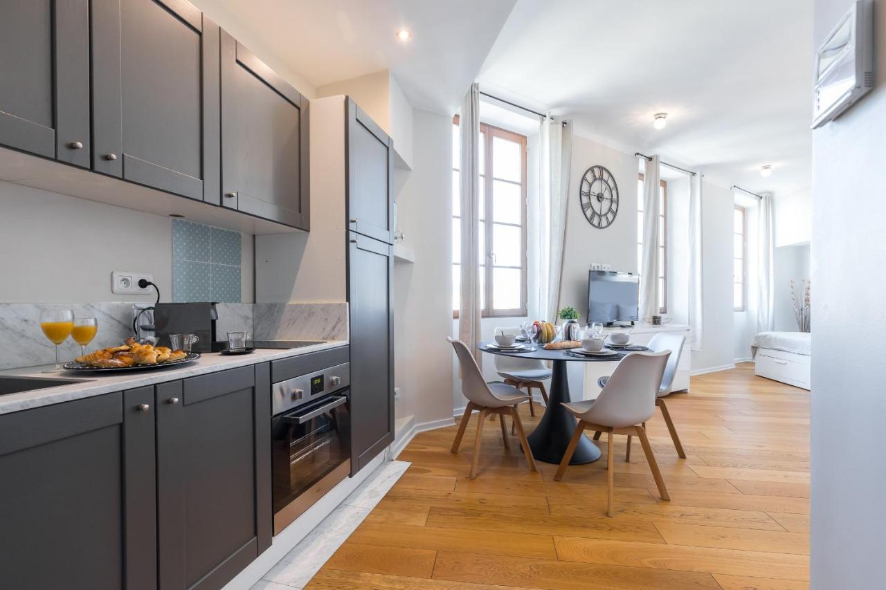 Appartamento Gorgeous 1 Bdr With Gardens View In The Old Town Nizza Esterno foto
