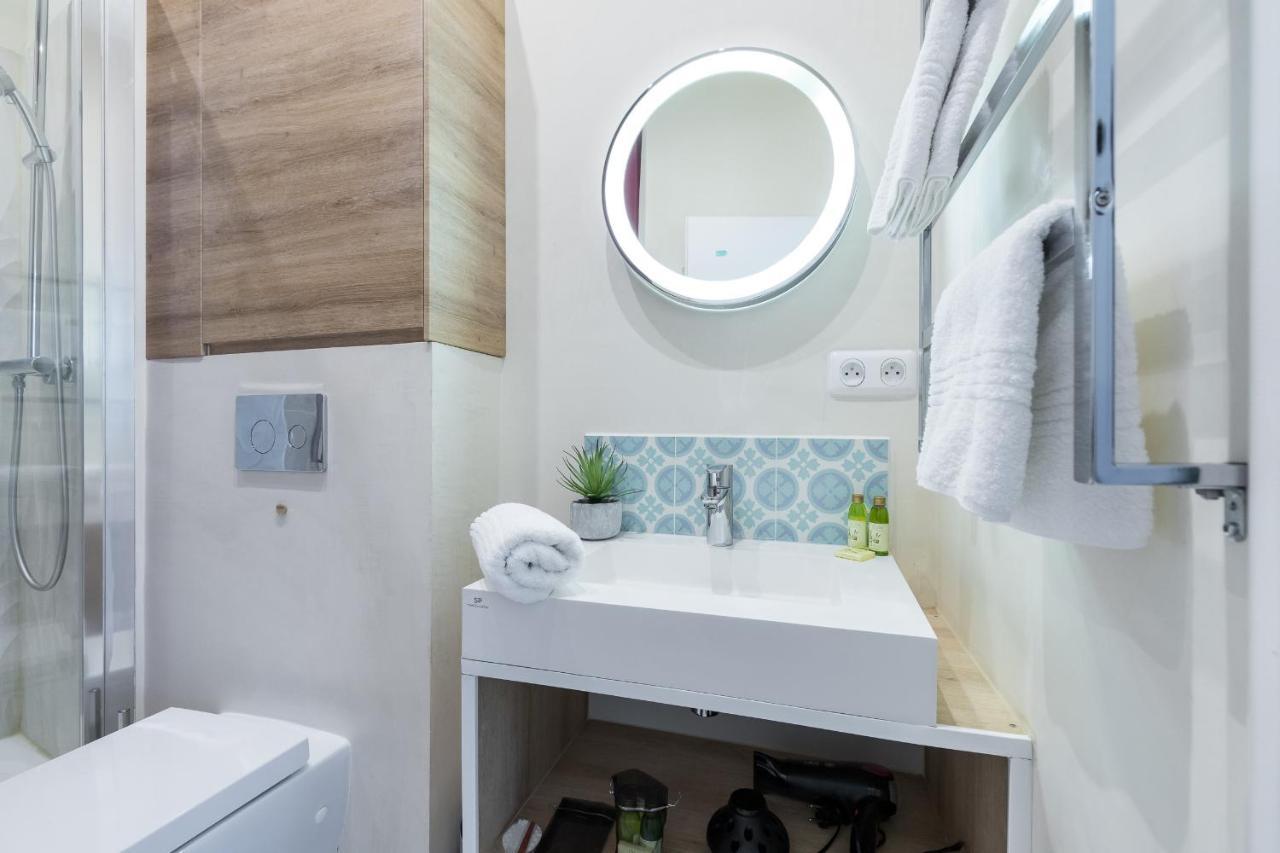 Appartamento Gorgeous 1 Bdr With Gardens View In The Old Town Nizza Esterno foto