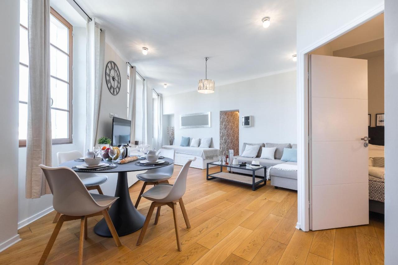 Appartamento Gorgeous 1 Bdr With Gardens View In The Old Town Nizza Esterno foto